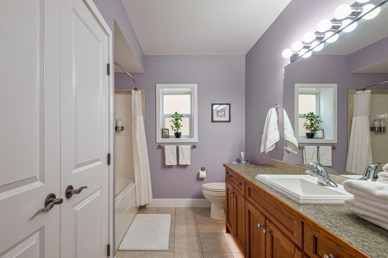 Adela'S Bed And Breakfast West Kelowna Exterior foto
